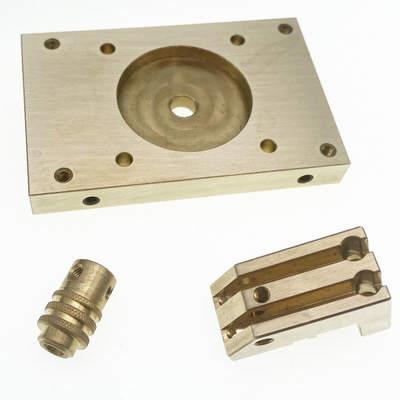 Части HPb63 HPb62 CNC изготовленной на заказ точности латунные, который подвергли механической обработке